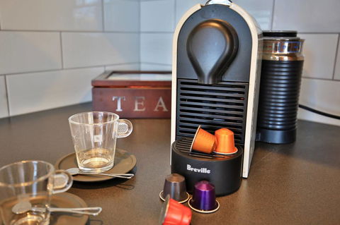 Jervis Bay Beach Shack I Pet Friendly - Grafton Accommodation 4