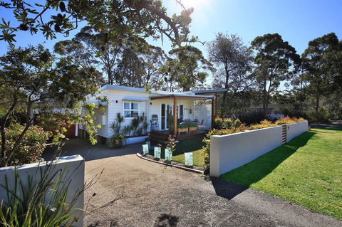 Jervis Bay Beach Shack I Pet Friendly - Grafton Accommodation 15