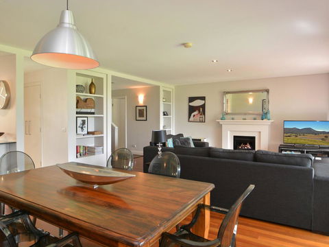 Villa 3br Margarita Villa Located Within Cypress Lakes Resort - Grafton Accommodation 6