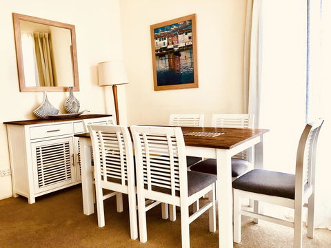 Boathouse Resort (Water Front) - Grafton Accommodation 24