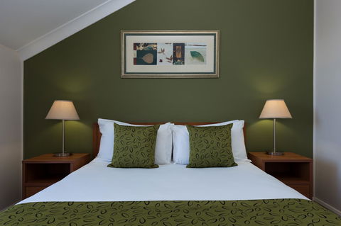 Leisure Inn Spires - Grafton Accommodation 1