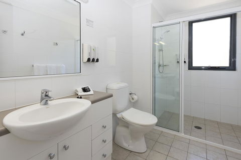 Leisure Inn Spires - Grafton Accommodation 8