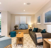 Nobbs  Executive 2 Storey Sydney Apartment with Pool - Grafton Accommodation