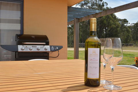 JE Guesthouse, Central To All The Hunter Valley Has To Offer - Grafton Accommodation 10