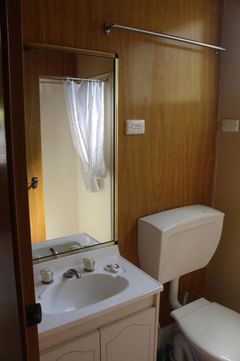 Lani\'s Holiday Island - Grafton Accommodation 1