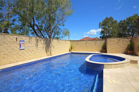 Sandy Cove Apartments - Grafton Accommodation 15