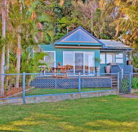 Swan Bay Hideaway - Grafton Accommodation