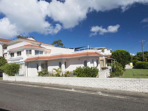 2 The Breckenridge - Grafton Accommodation 4