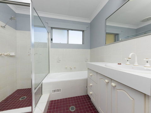 2 The Breckenridge - Grafton Accommodation 6