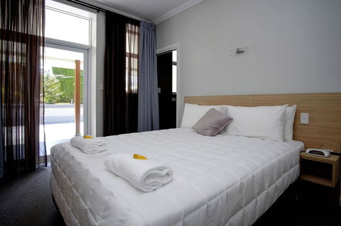 Lakes And Ocean Hotel Forster - Grafton Accommodation 20