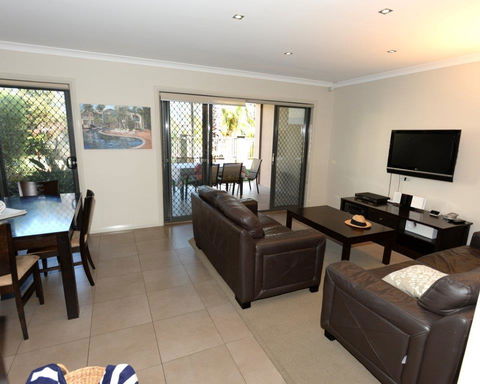 Yarrawonga Waterfront Apartments - Grafton Accommodation 7