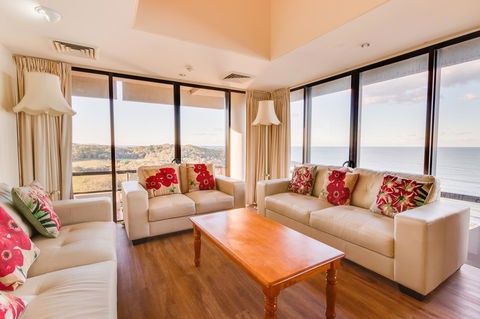 Pacific Towers Beach Resort - Grafton Accommodation 22