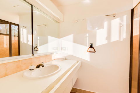 Pacific Towers Beach Resort - Grafton Accommodation 28