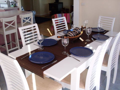 Bush & Bay Cottage - Grafton Accommodation 12