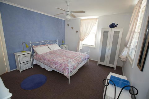 Bush & Bay Cottage - Grafton Accommodation 8
