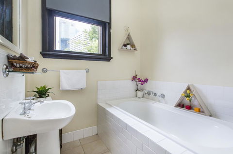 Sydney Harbour Bed And Breakfast - Grafton Accommodation 24