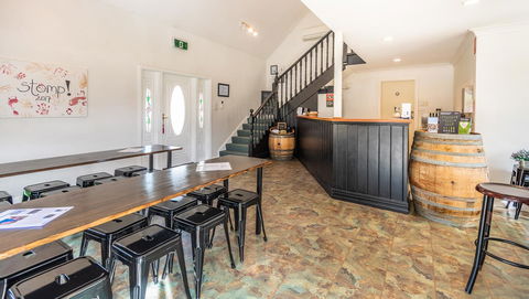 Madigan Wine Country Cottages - Grafton Accommodation 24