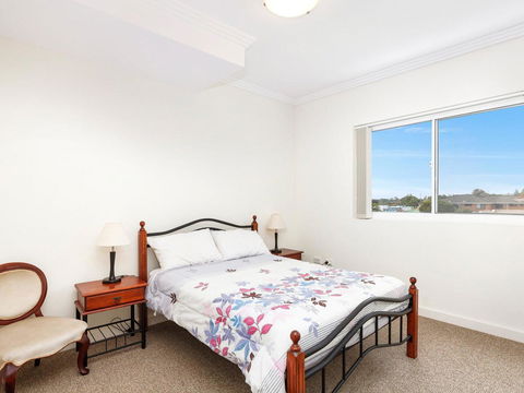 Regatta 13 - Grafton Accommodation 4