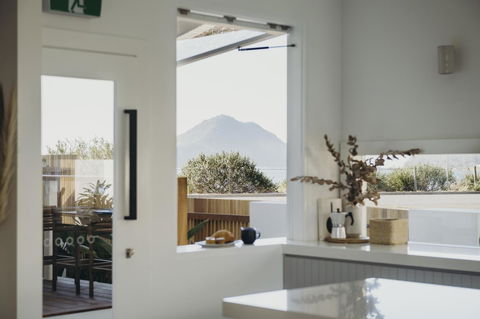 Salt At Shoal Bay - Grafton Accommodation 2