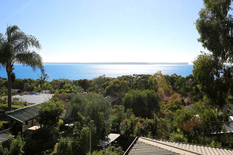 Seaglass - Stunning Views Of Jervis Bay - Grafton Accommodation 31