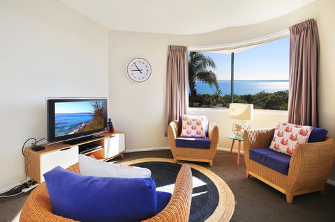 Seaglass - Stunning Views Of Jervis Bay - Grafton Accommodation 2