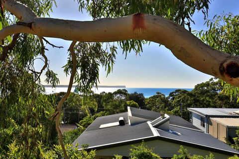 Seaglass - Stunning Views Of Jervis Bay - Grafton Accommodation 24