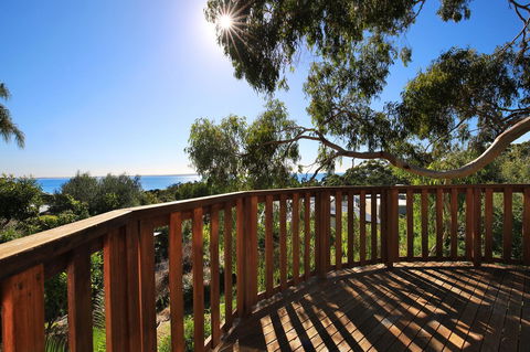 Seaglass - Stunning Views Of Jervis Bay - Grafton Accommodation 22