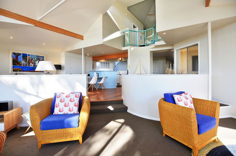 Seaglass - Stunning Views Of Jervis Bay - Grafton Accommodation 1