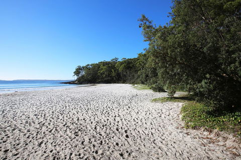 Seaglass - Stunning Views Of Jervis Bay - Grafton Accommodation 36