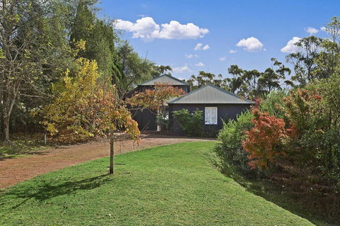 Mountainside B & B - Grafton Accommodation 22