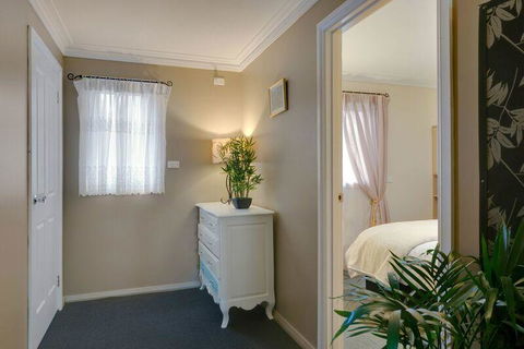 Mountainside B & B - Grafton Accommodation 25