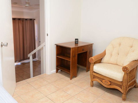 2 Cliff Road - Grafton Accommodation 10