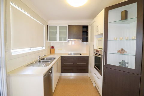 Interlude At Belmont - Grafton Accommodation 12