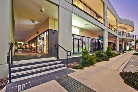 Nomikis\'On The Avenue - Grafton Accommodation 8