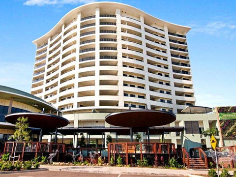 Nomikis\'On The Avenue - Grafton Accommodation 16