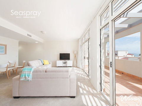 Seaspray Villa 5 - Grafton Accommodation 11