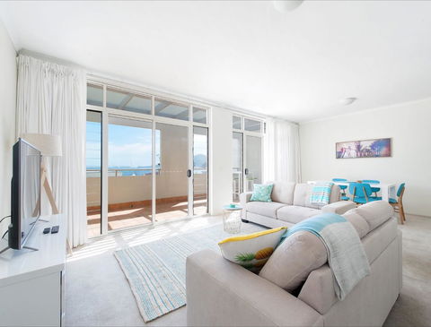 Seaspray Villa 5 - Grafton Accommodation 3