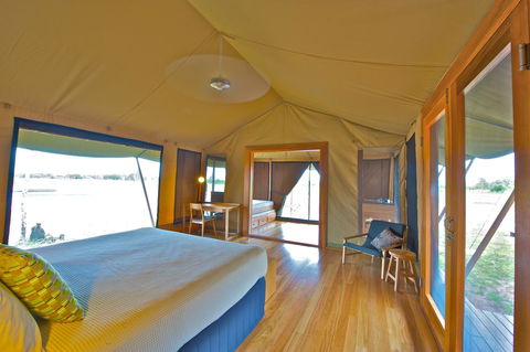 Wildman Wilderness Lodge - Grafton Accommodation 9