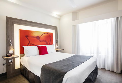 Novotel Darwin CBD - Grafton Accommodation 5