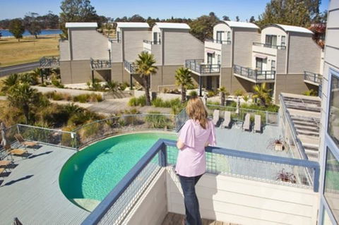 Corrigans Cove - Grafton Accommodation 12