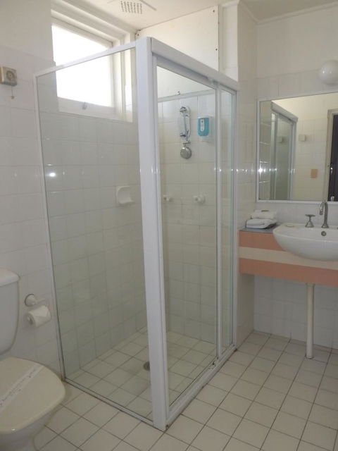 Golden Sands Motor Inn - Grafton Accommodation 27