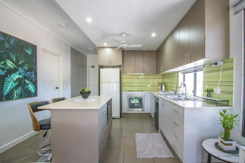 ZEN QUEST - The NOMADS PAD Near Nightcliff Markets & Sunset Foreshore - Grafton Accommodation 26