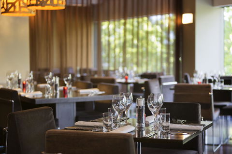 Novotel Canberra - Grafton Accommodation 12