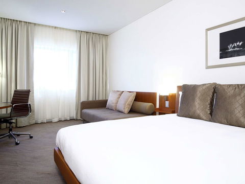 Novotel Canberra - Grafton Accommodation 0