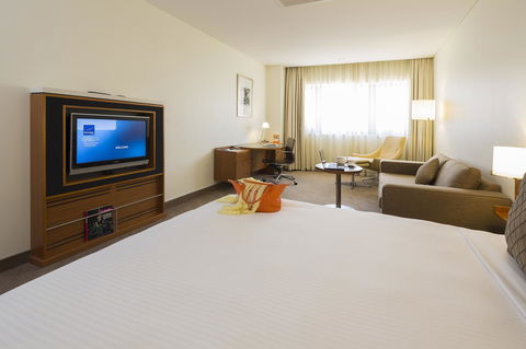 Novotel Canberra - Grafton Accommodation 23