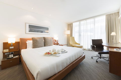 Novotel Canberra - Grafton Accommodation 7