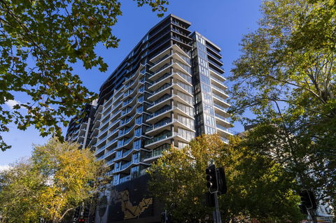 Highgate Executive Apartment City Walk Canberra - Grafton Accommodation 33