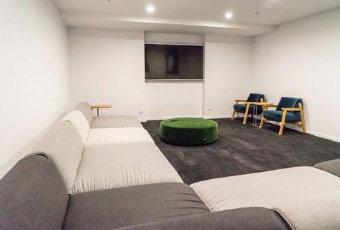 Highgate Executive Apartment City Walk Canberra - Grafton Accommodation 32