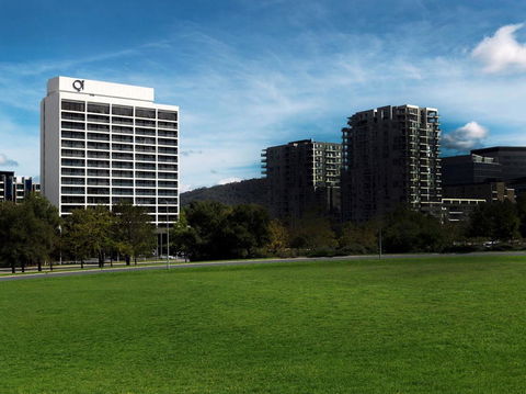 QT Canberra - Grafton Accommodation 16