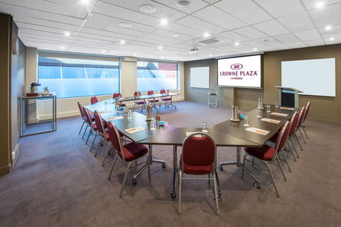 Crowne Plaza Canberra, An IHG Hotel - Grafton Accommodation 8